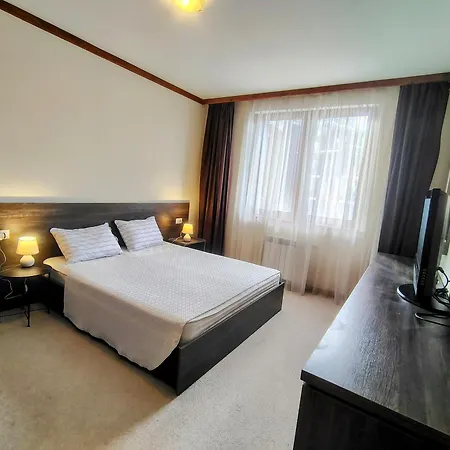 Spacious In St Ivan Rilski بانسكو